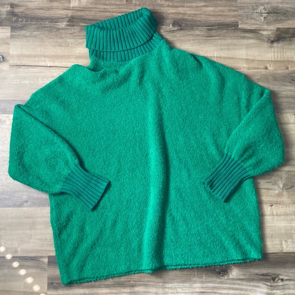 [Aerie] Offline Chillside Oversized Turtleneck Sweater in Kelly Green Large - Picture 3 of 10
